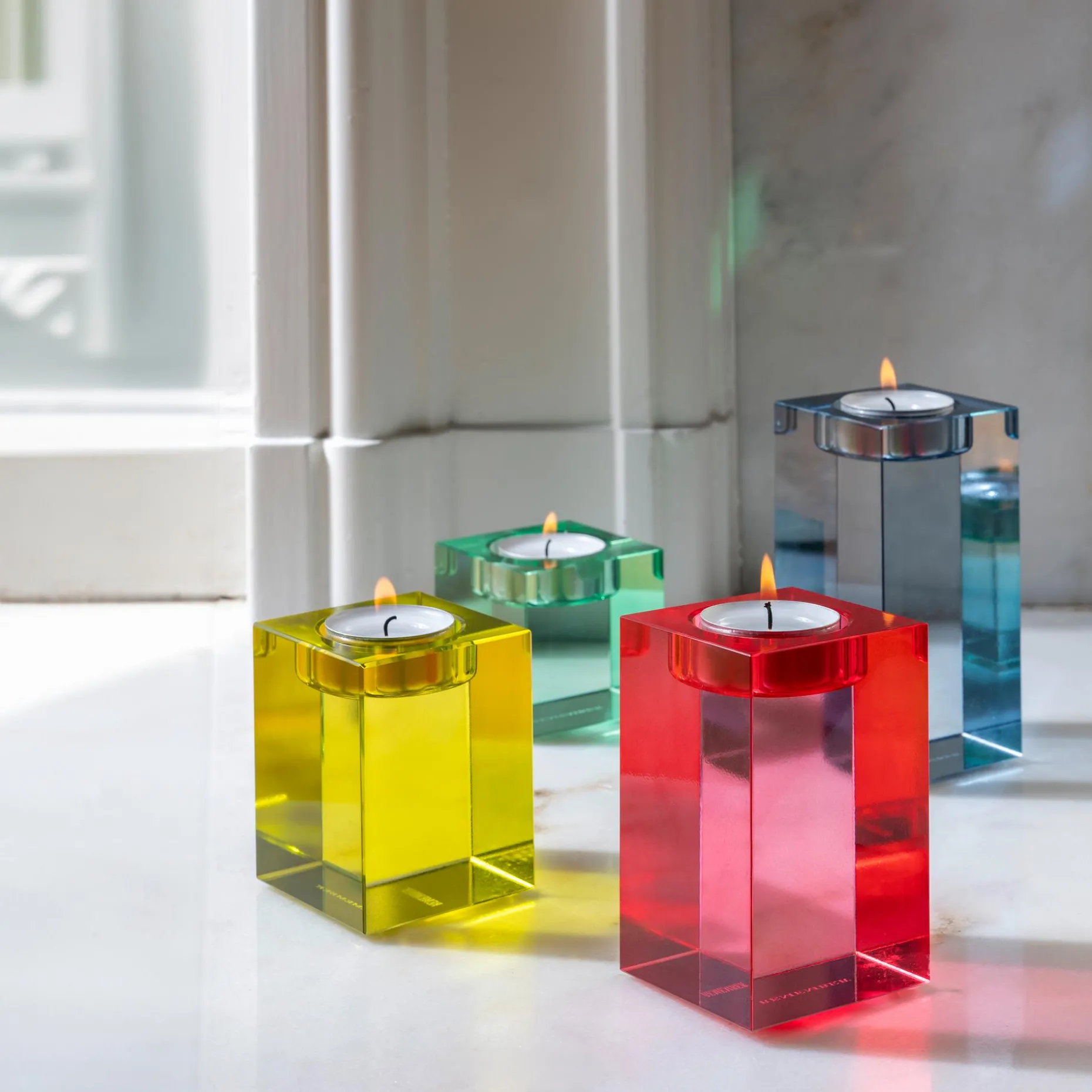 Glasblock-Kerzenhalter 'Vela'